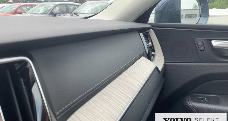 Volvo XC 60 cena 189900 przebieg: 66217, rok produkcji 2021 z Krzanowice małe 379